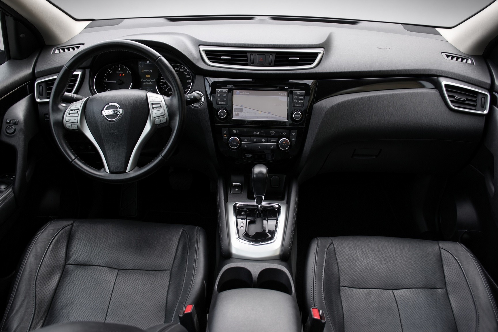 NISSAN Qashqai 1.6 dCi tekna Xtronic CVT-image-10