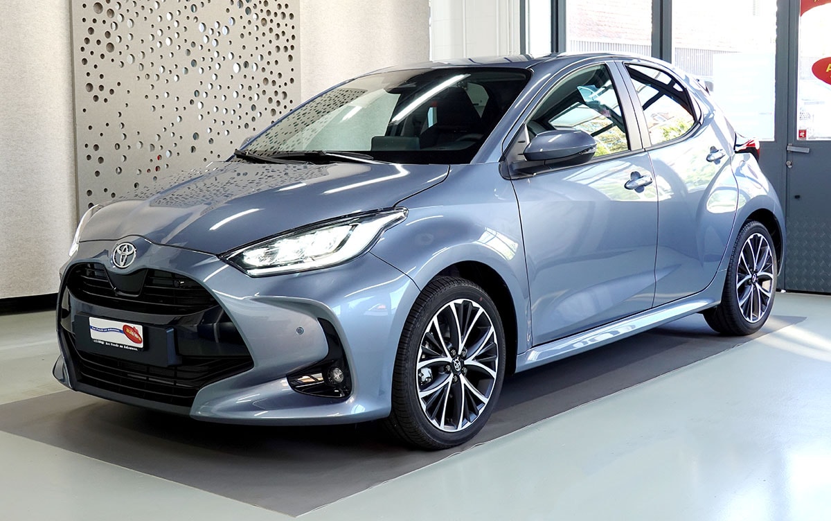 TOYOTA Yaris 1.5 Trend e-CVT-image-0