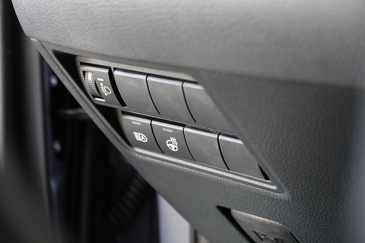 TOYOTA Yaris 1.5 Trend e-CVT-image-16