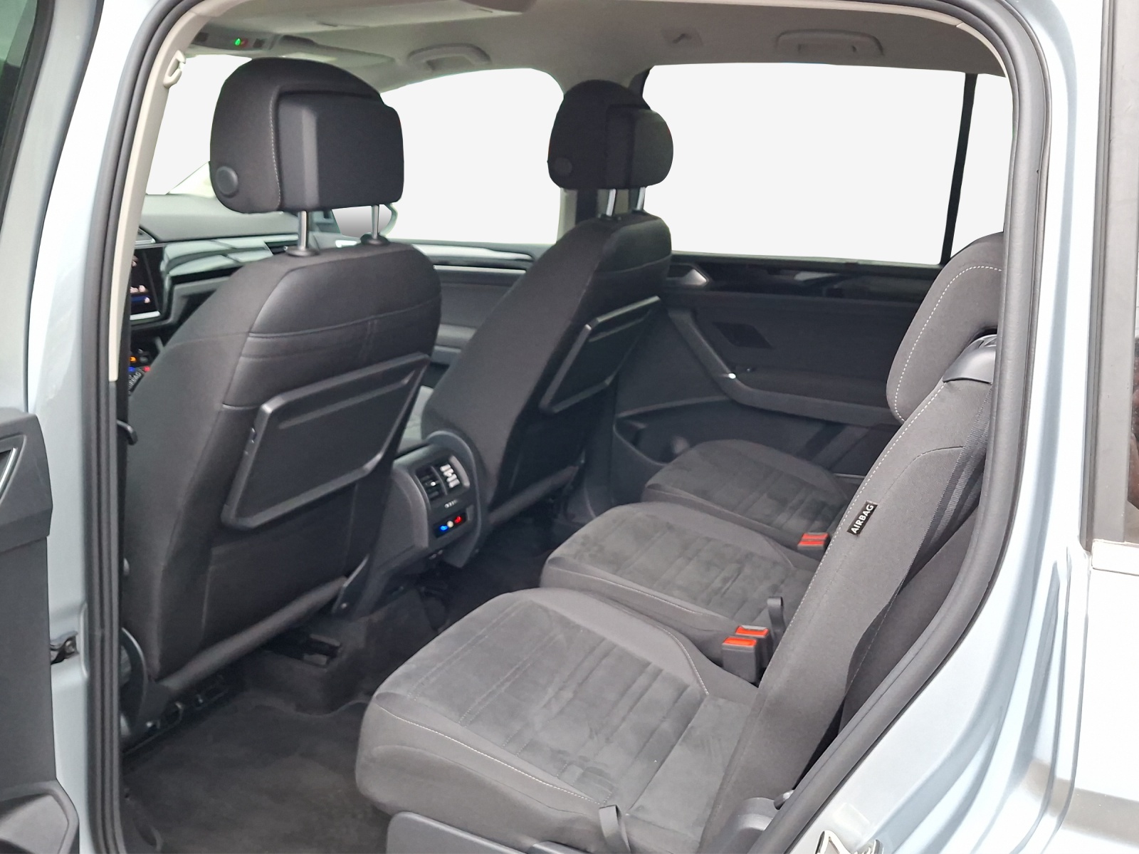 VW Touran 1.5 TSI EVO Highline DSG-image-11