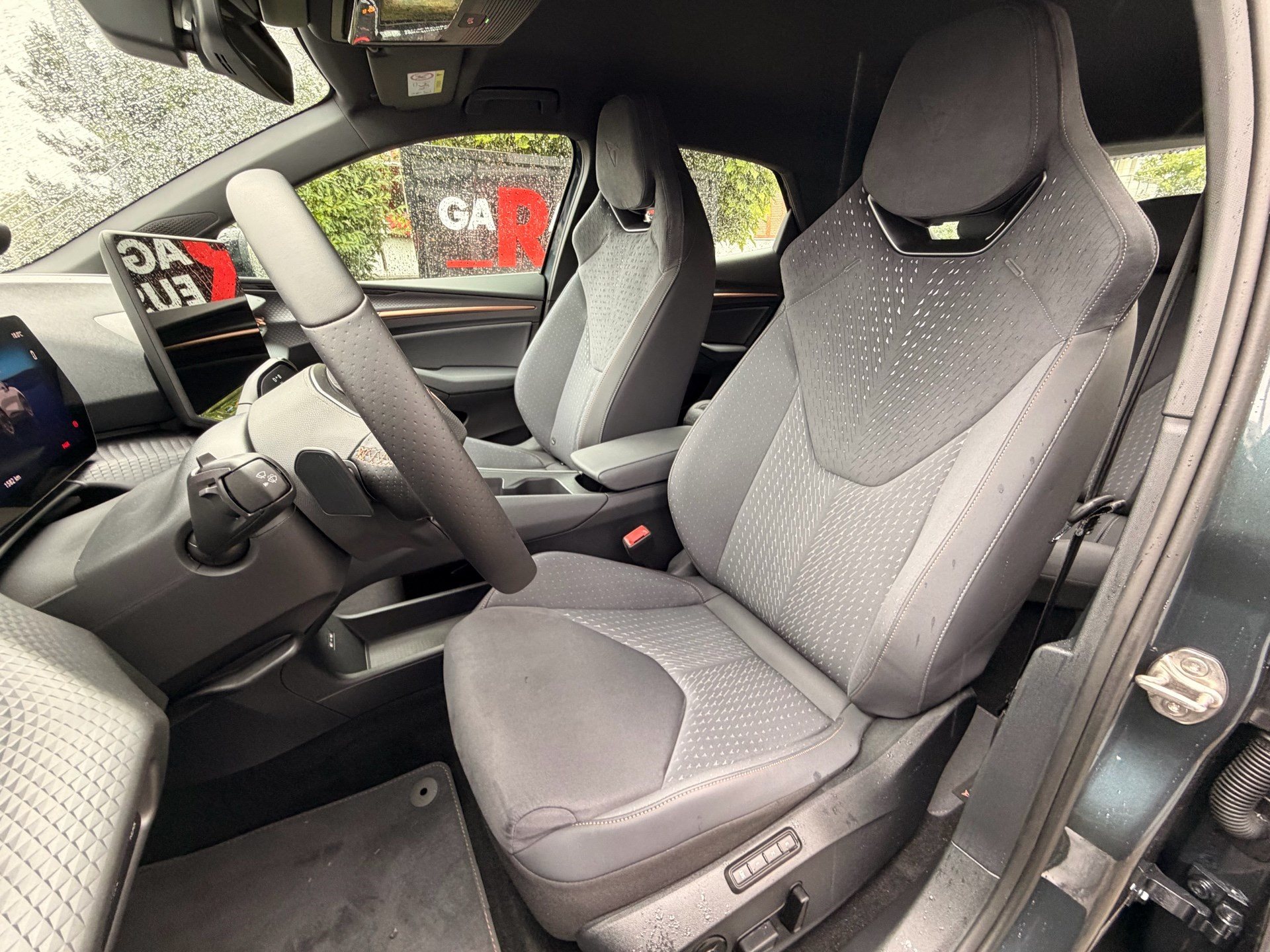CUPRA Raval Endurance 211 PS Launch Edition Dynamic-image-7