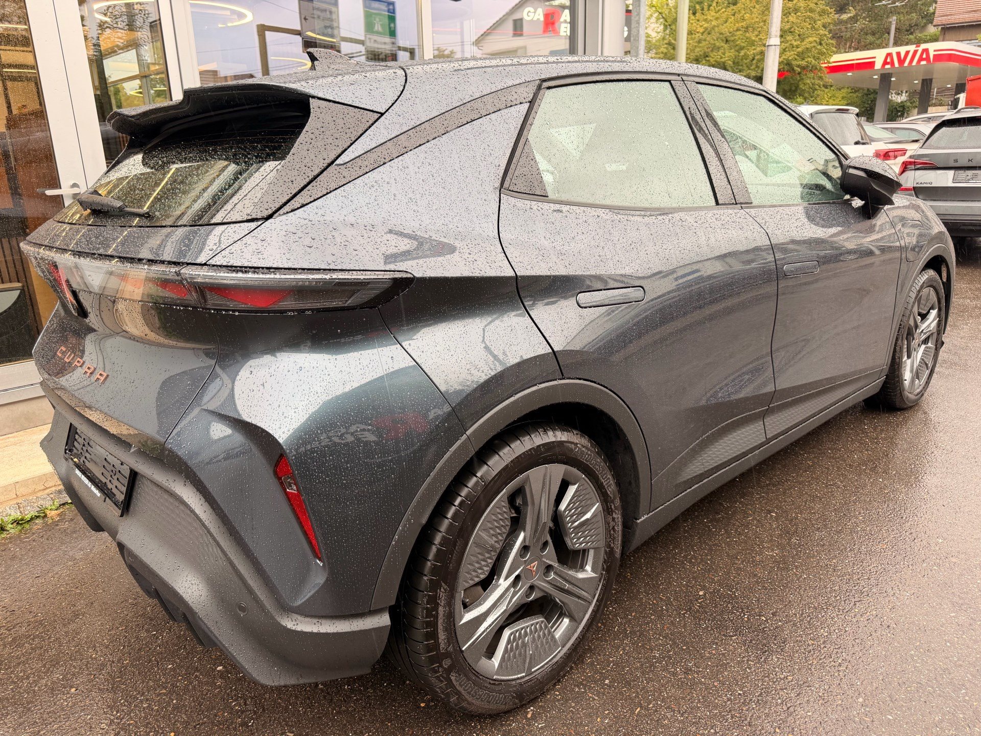 CUPRA Raval Endurance 211 PS Launch Edition Dynamic-showroom-element-3