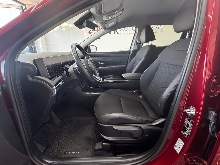 Hyundai Tucson 1.6 TGDI HEV Amplia 4WD, foto 14 di 20