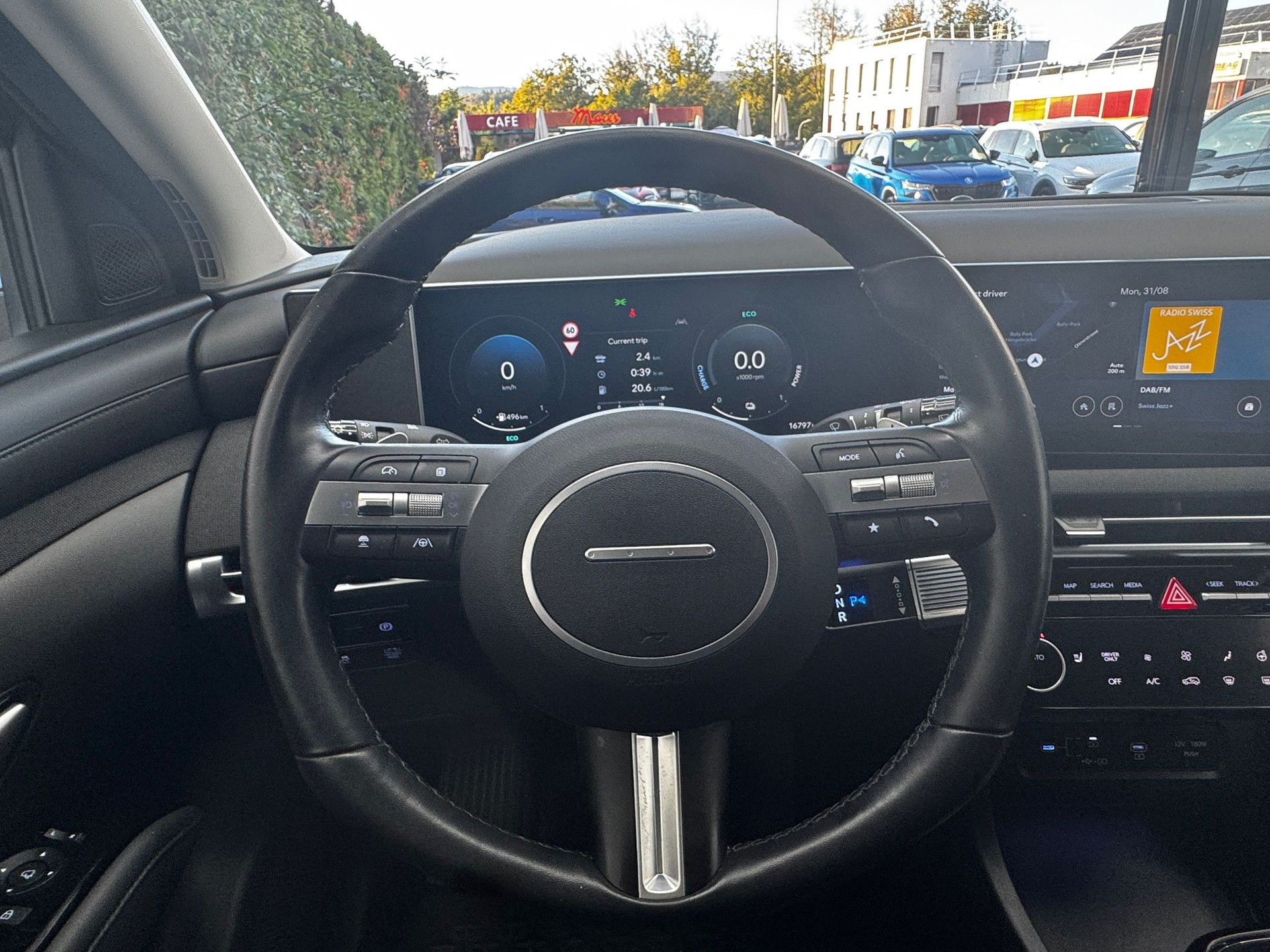 HYUNDAI Tucson 1.6 TGDI HEV Amplia 4WD | CH-Fahrzeug | 5 Jahre Werksgarantie | 8-fach Kompletträder |-image-13