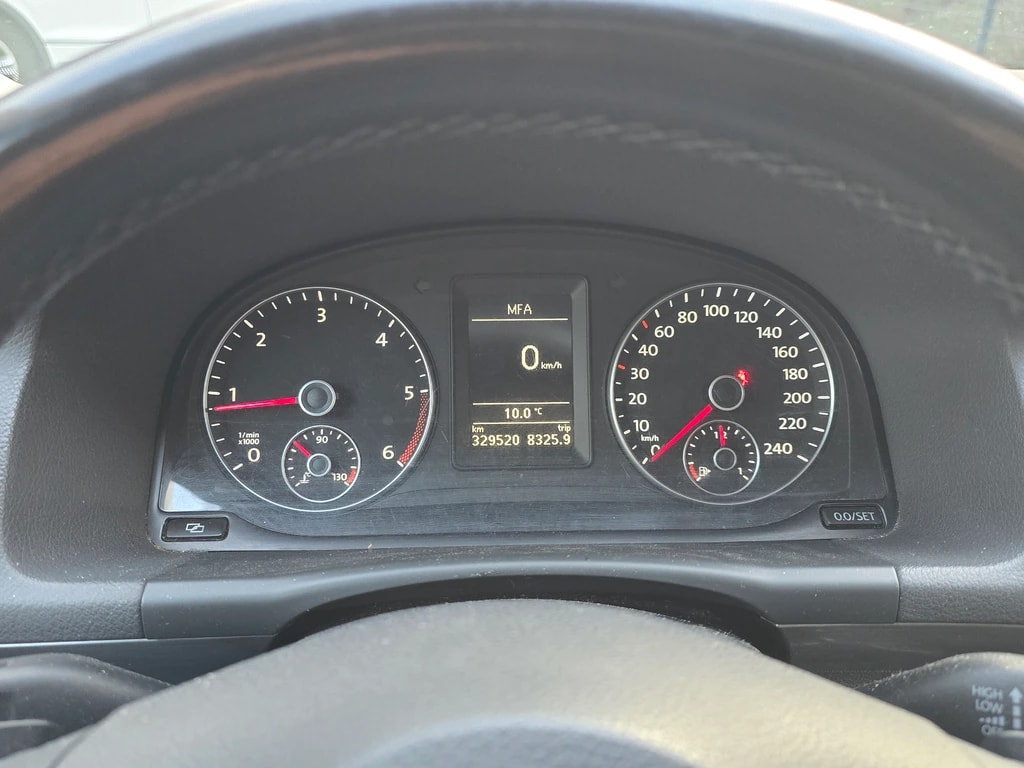 VW Touran 2.0 TDI BMT Comfortline DSG-image-12
