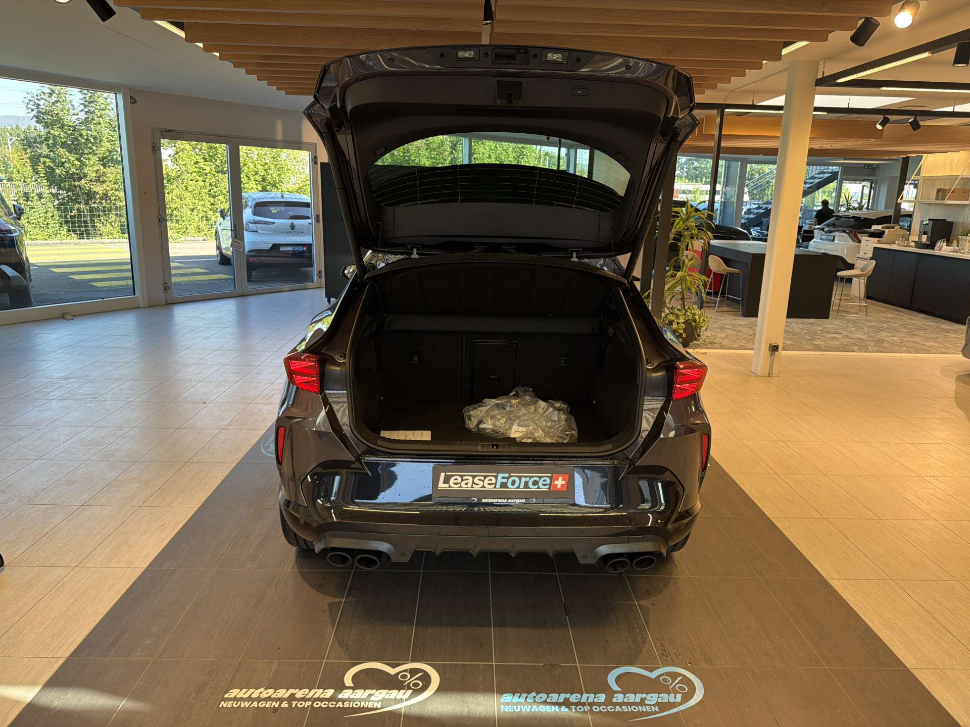 CUPRA Formentor 2.0 TSi Extreme 333PS 4Drive DSG-Automat-image-7
