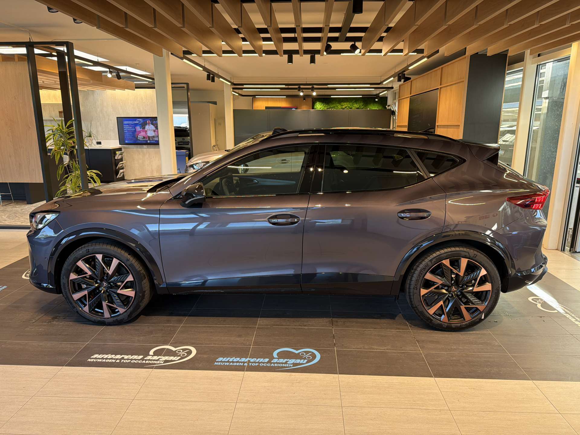 CUPRA Formentor 2.0 TSi Extreme 333PS 4Drive DSG-Automat-image-11