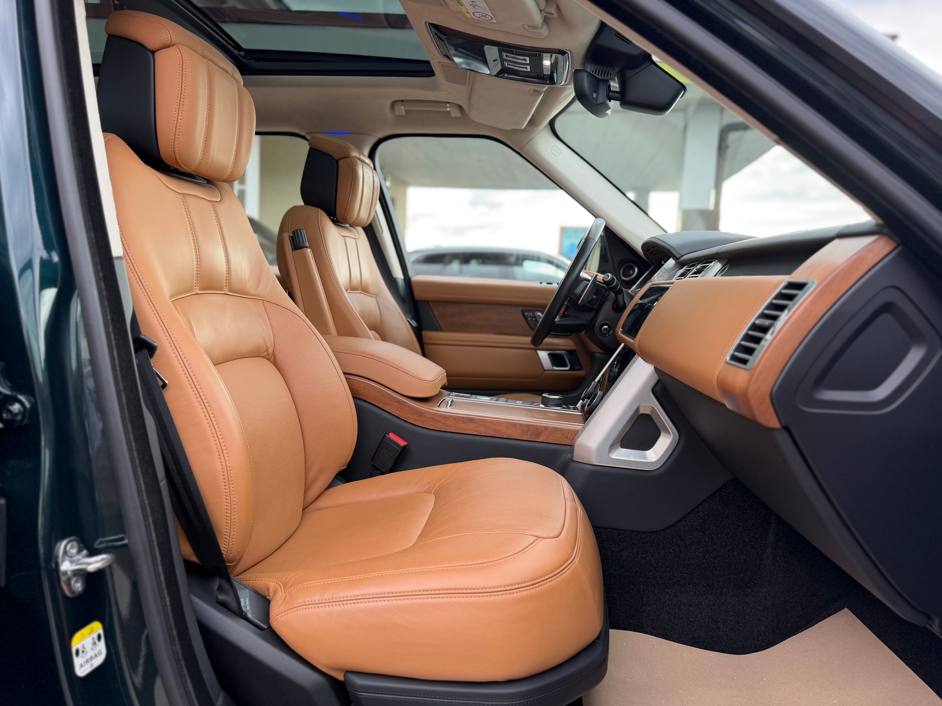 LAND ROVER Range Rover 5.0 V8 S/C AB Automatic-image-17