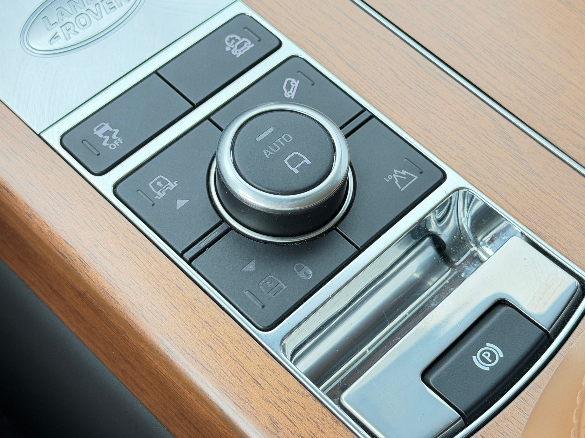 LAND ROVER Range Rover 5.0 V8 S/C AB Automatic-image-23