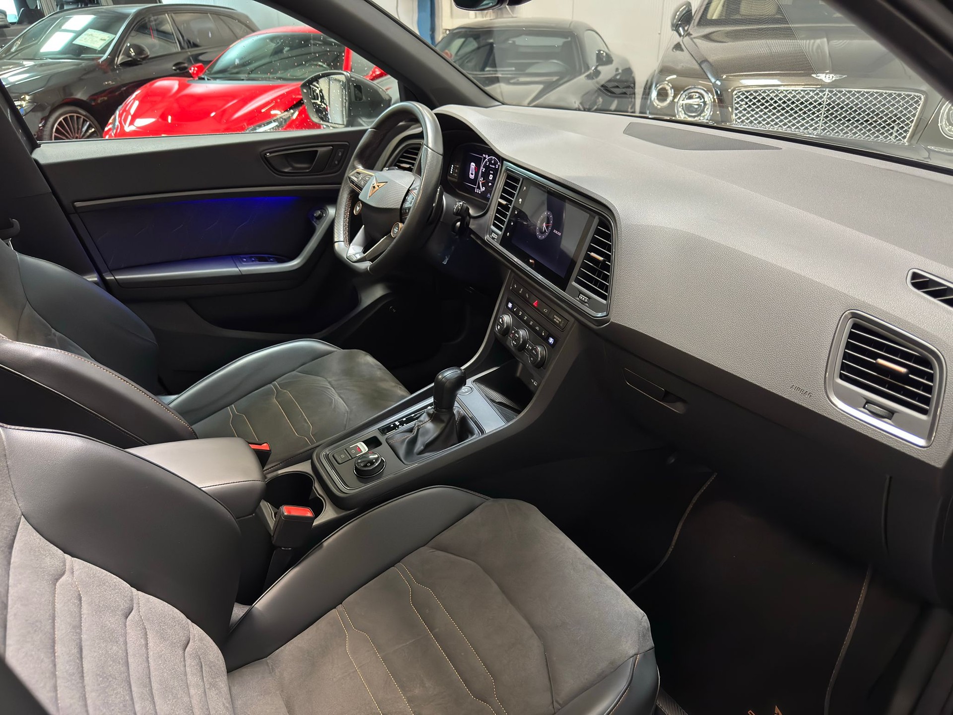 CUPRA Ateca 2.0 TSI VZ 4Drive DSG-image-9