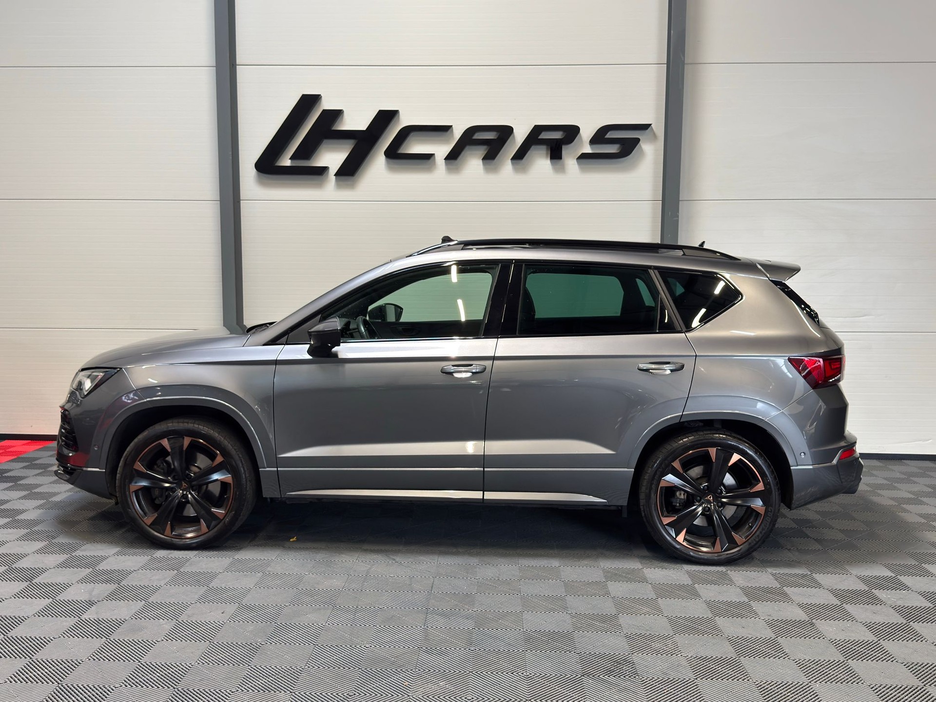 CUPRA Ateca 2.0 TSI VZ 4Drive DSG-image-1