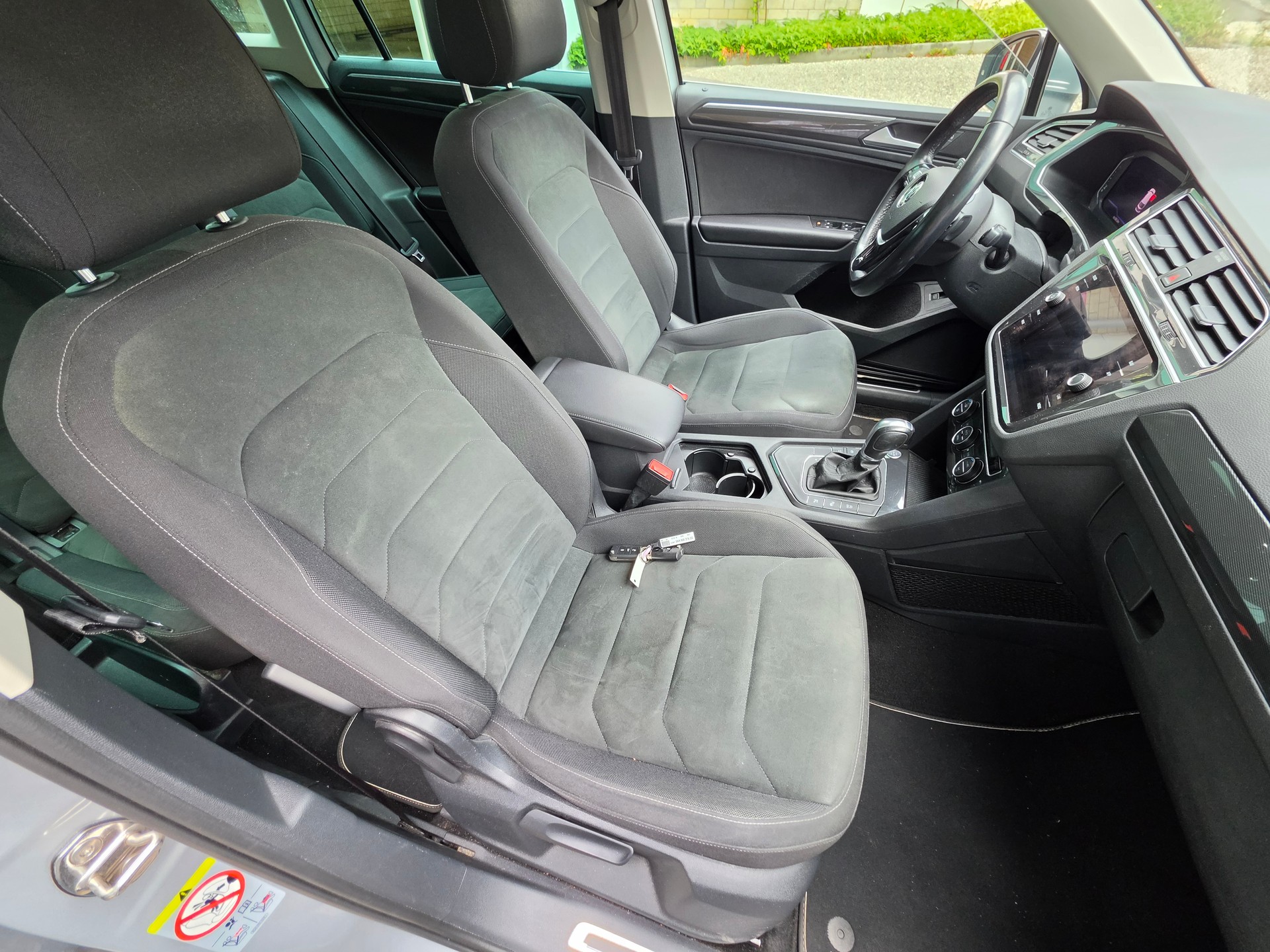 VW Tiguan 2.0 TDI SCR Highline DSG-image-12