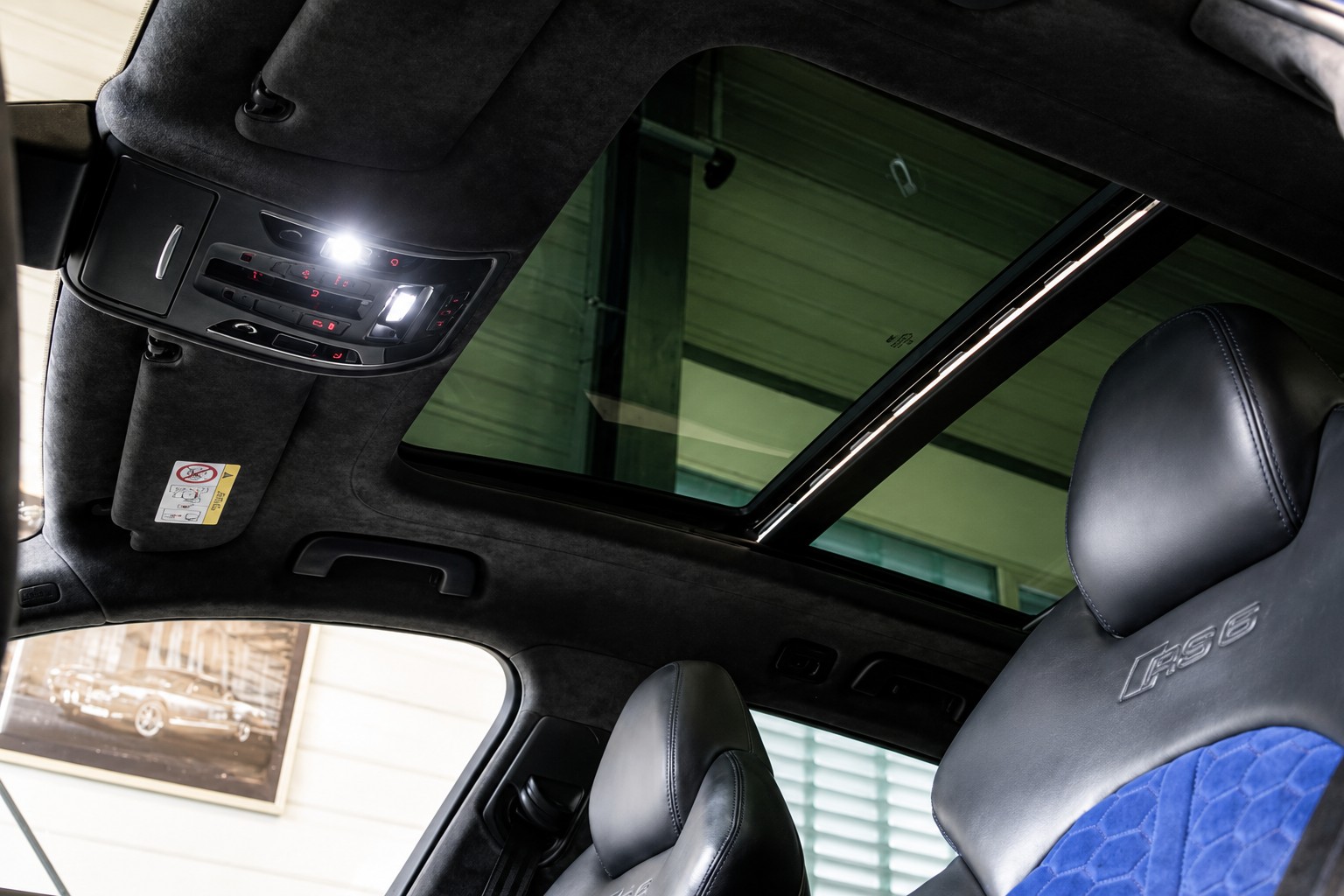 AUDI RS6 NOGARO EDITION * 1/150 * 4.0 TFSI V8 Performance quattro-image-12
