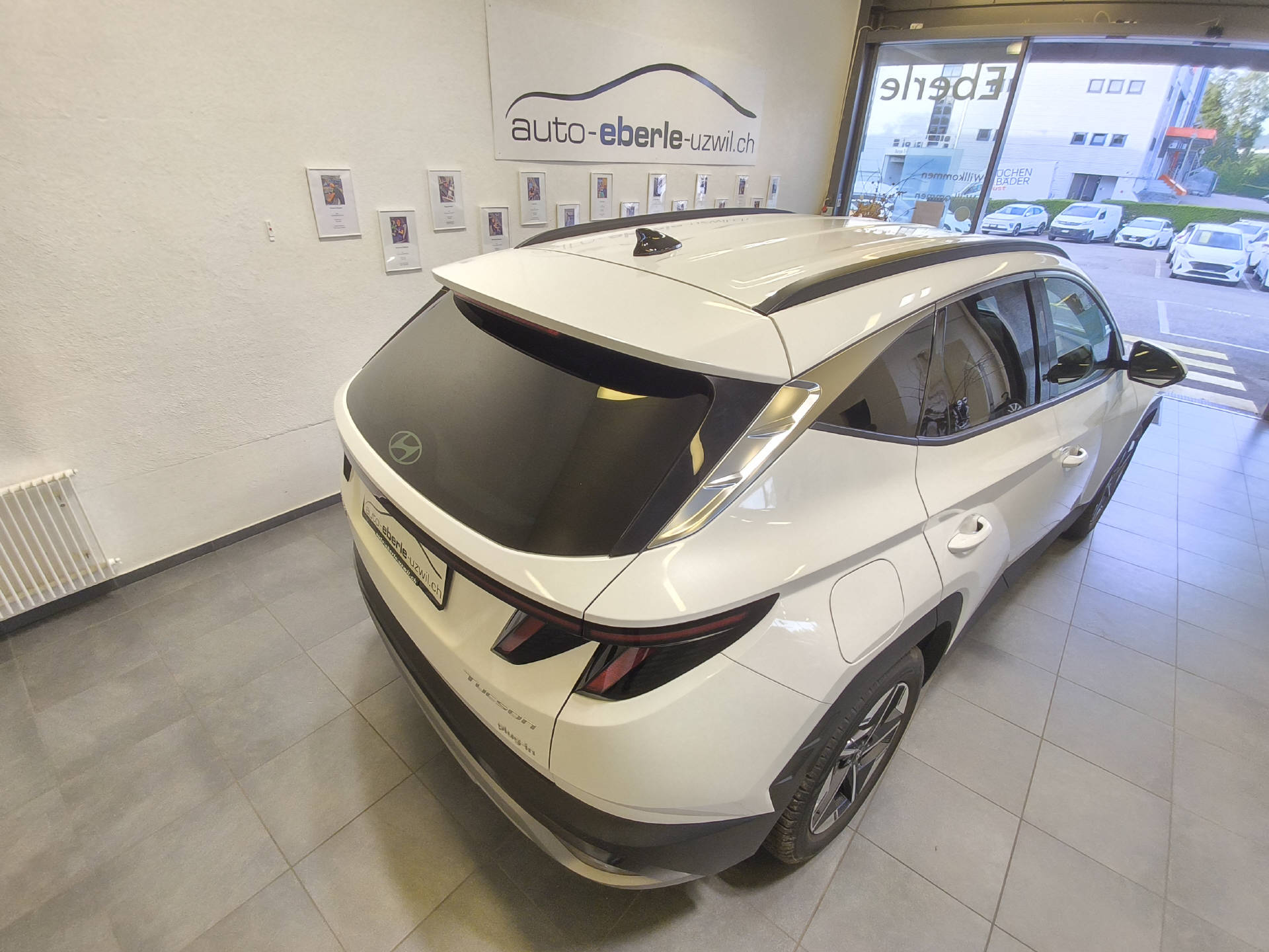 HYUNDAI Tucson 1.6 T-GDi PHEV Amplia 4WD-image-11