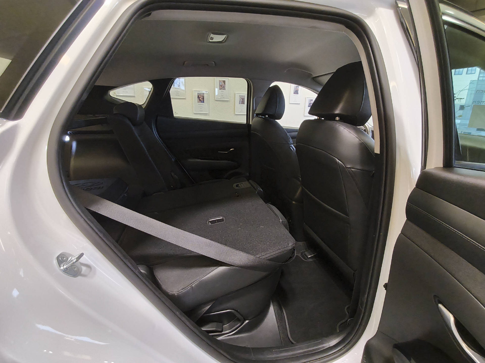 HYUNDAI Tucson 1.6 T-GDi PHEV Amplia 4WD-image-13