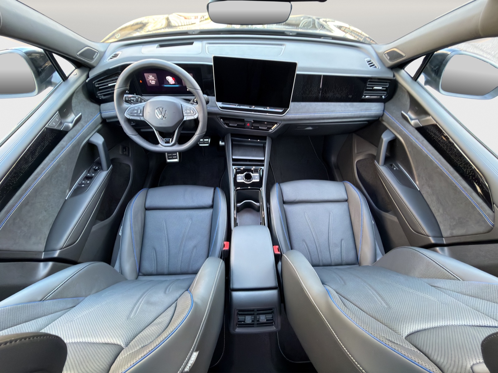 VW Tiguan 2.0 TSI DSG R-Line 4Motion-image-10