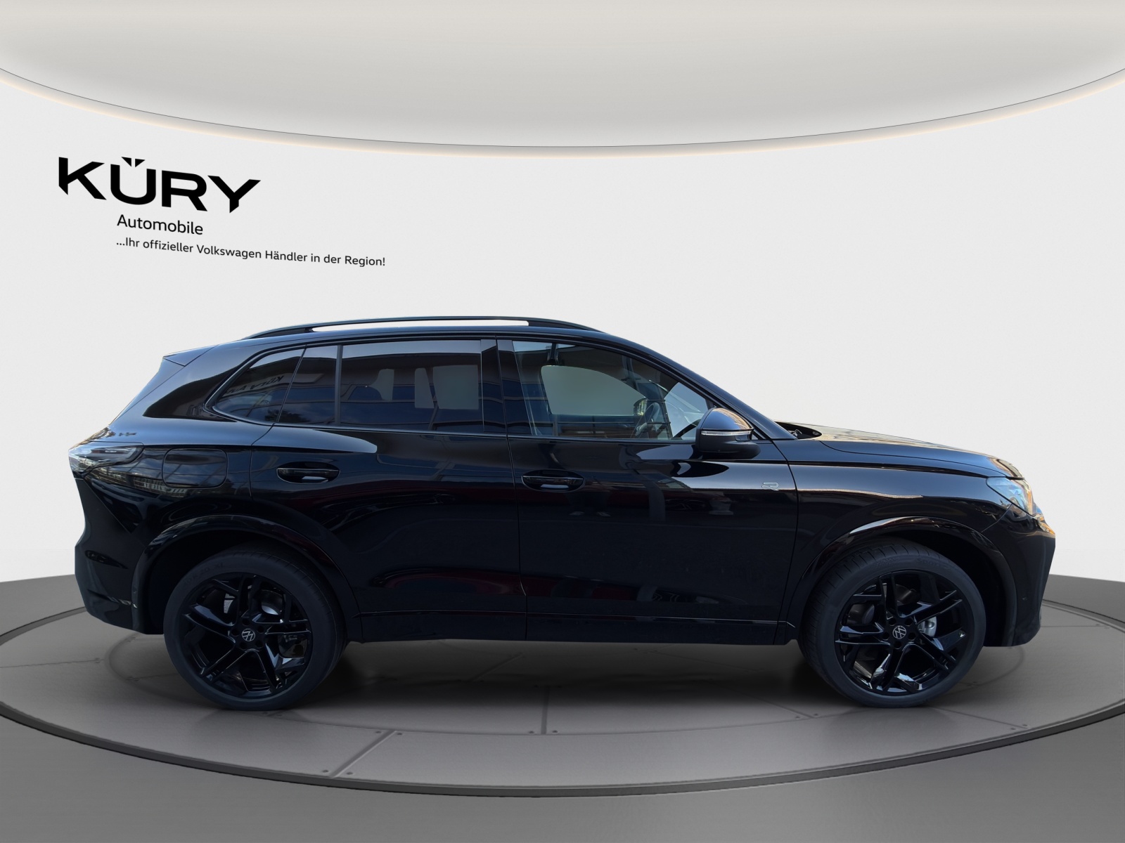 VW Tiguan 2.0 TSI DSG R-Line 4Motion-showroom-element-3