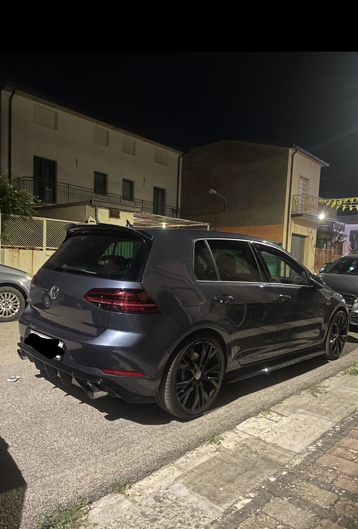 VW GOLF GTI PERFORMANCE-image-3