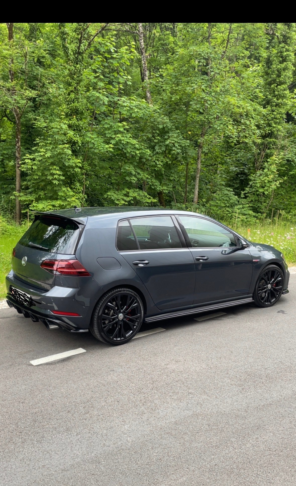 VW GOLF GTI PERFORMANCE-image-0