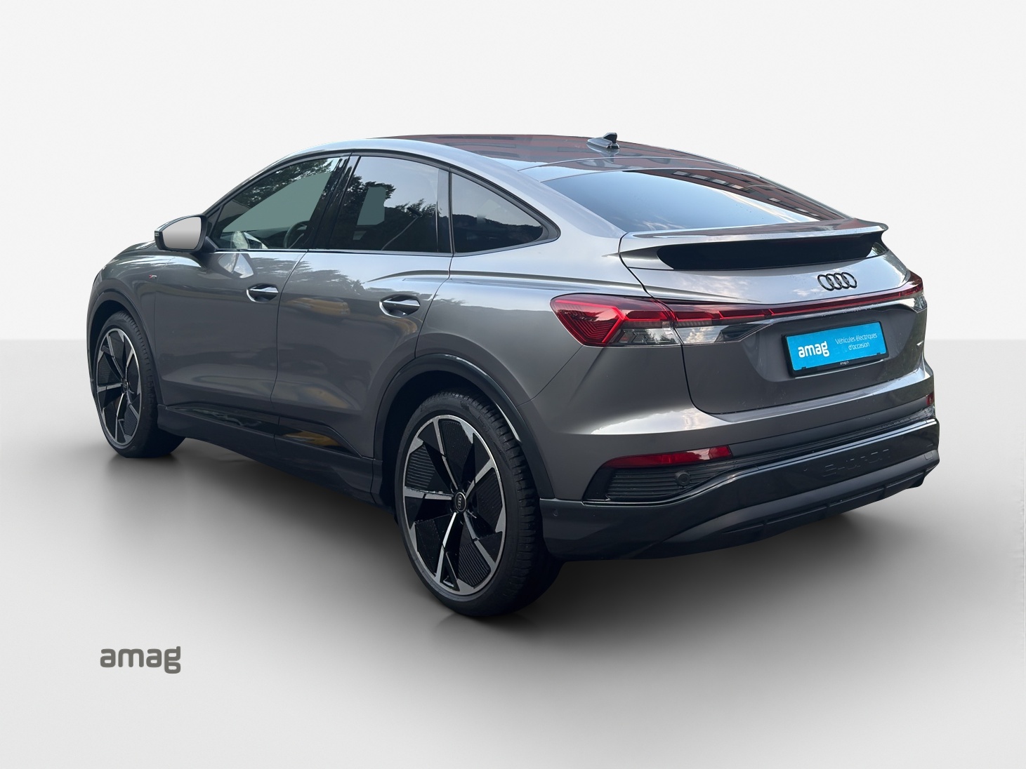 AUDI Q4 Sportback e-tron 45 quattro-image-2