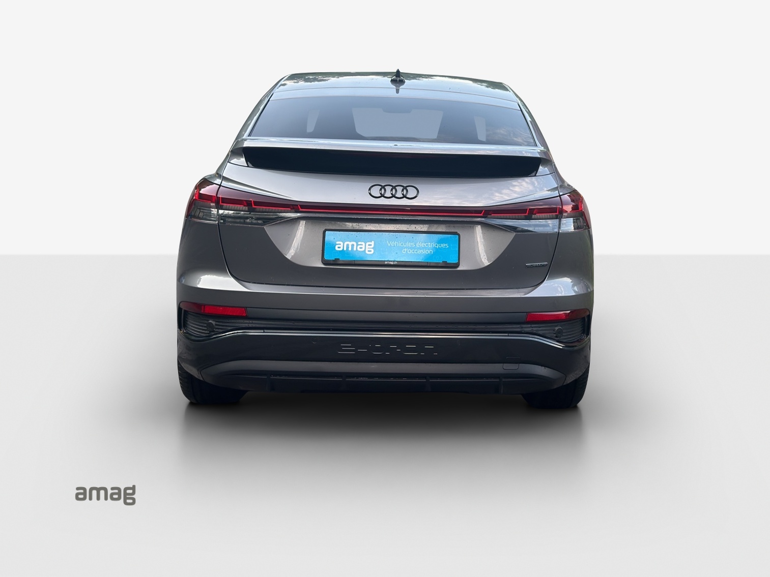 AUDI Q4 Sportback e-tron 45 quattro-image-4