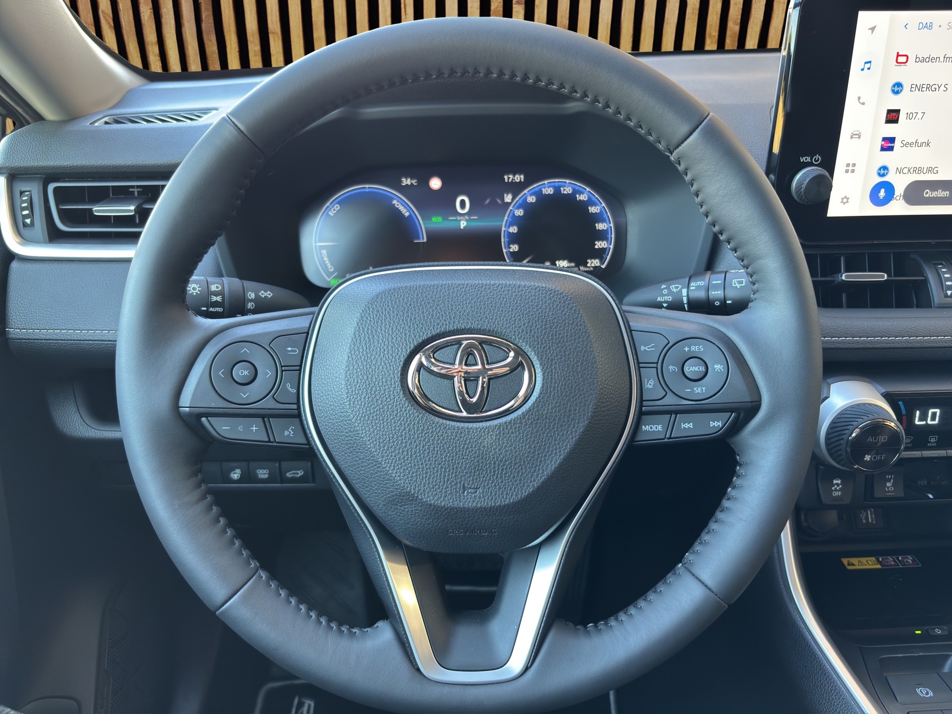 TOYOTA RAV-4 2.5 HEV Trend-image-8