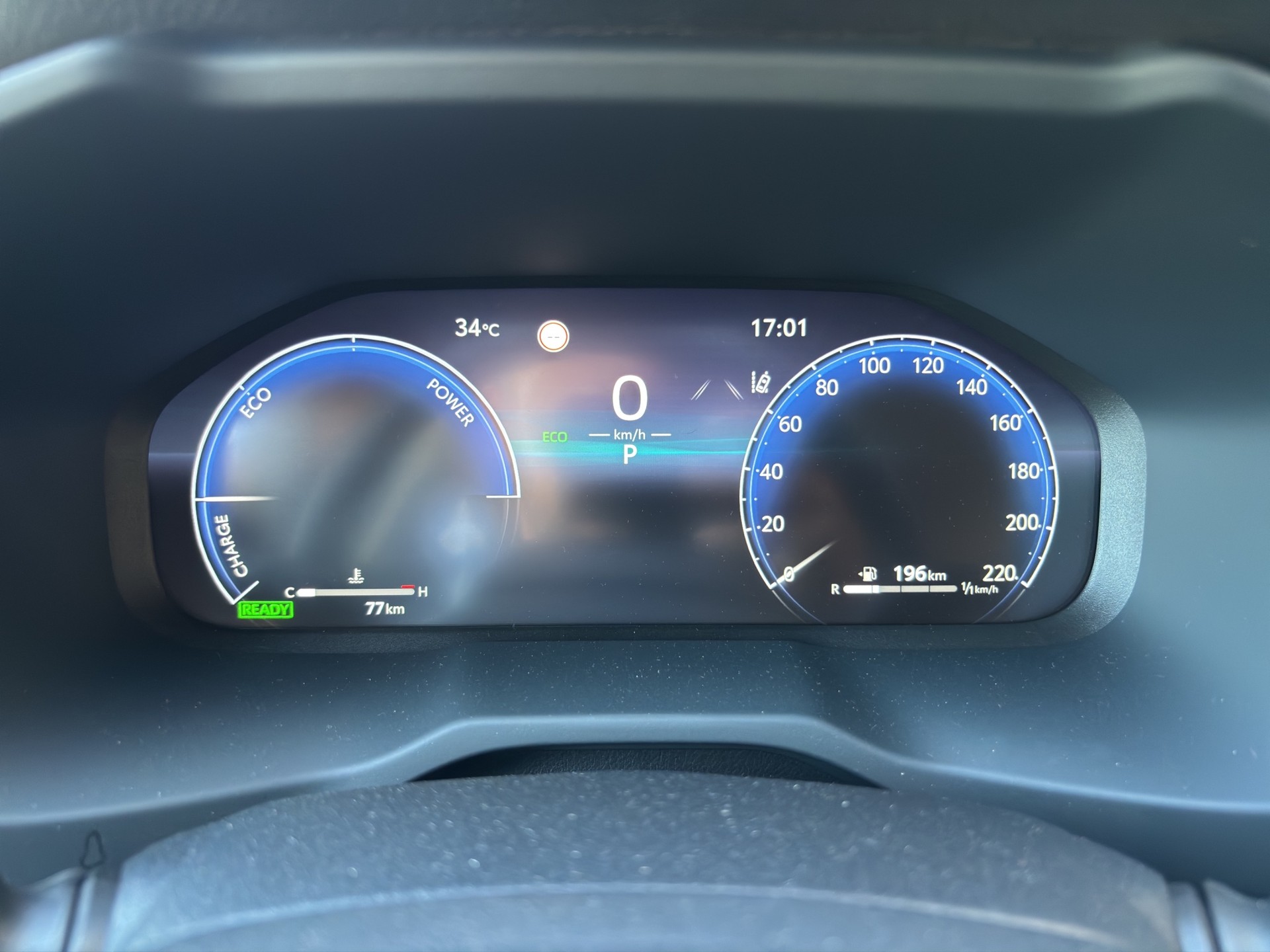 TOYOTA RAV-4 2.5 HEV Trend-image-7