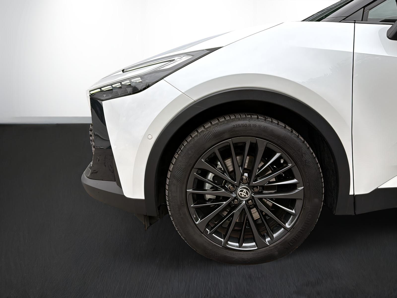 TOYOTA C-HR 2.0 PHEV Style Premiere-image-3