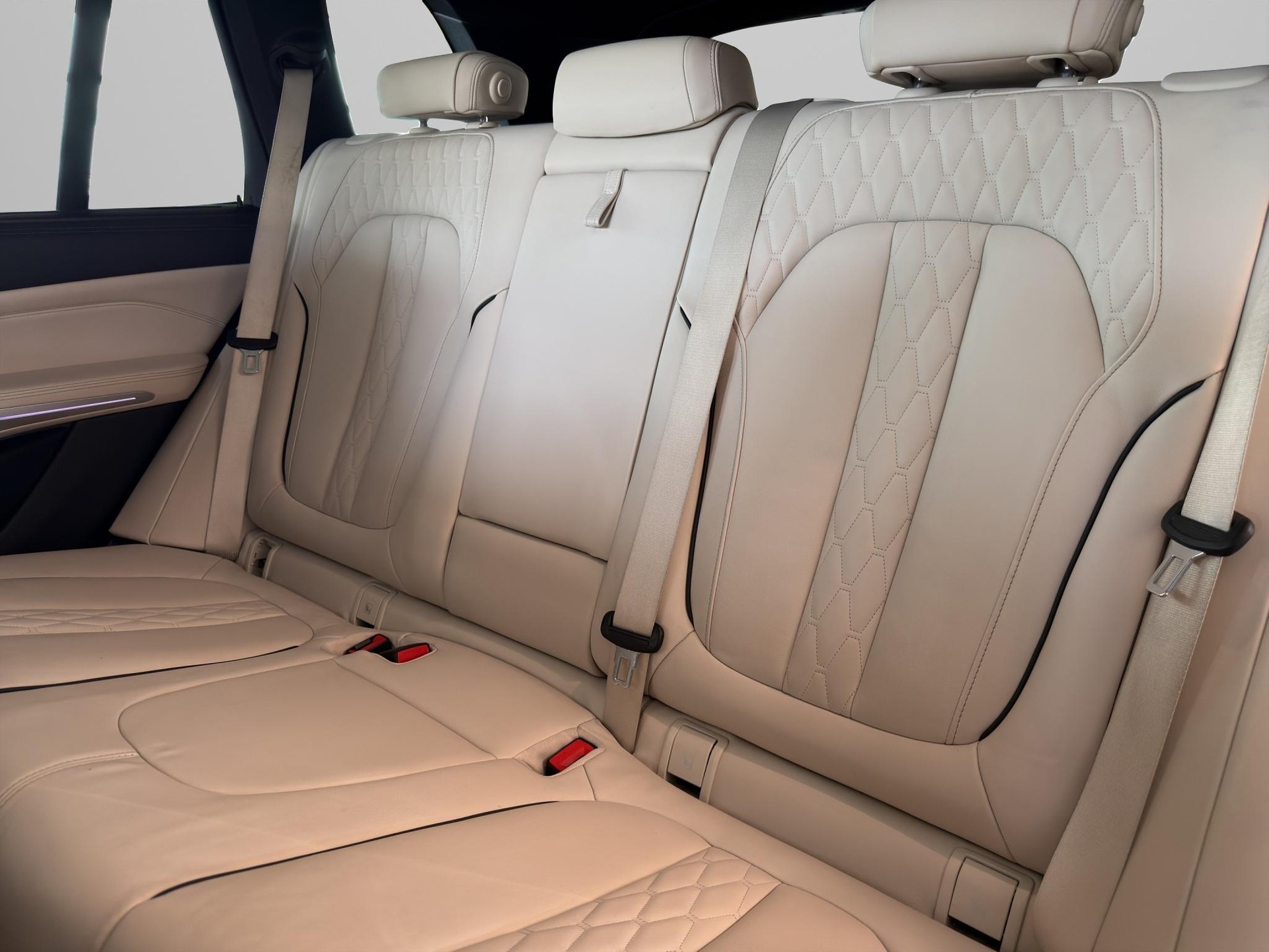 BMW X5 xDrive 40d MSport-image-11