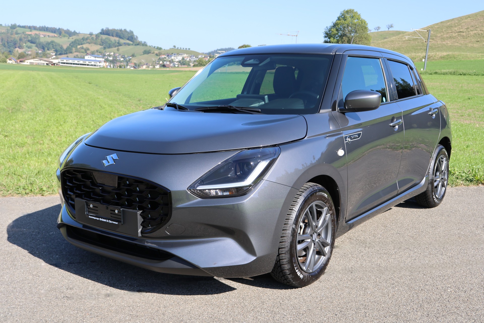 SUZUKI Swift 1.2 Sakura Hybrid-image-0