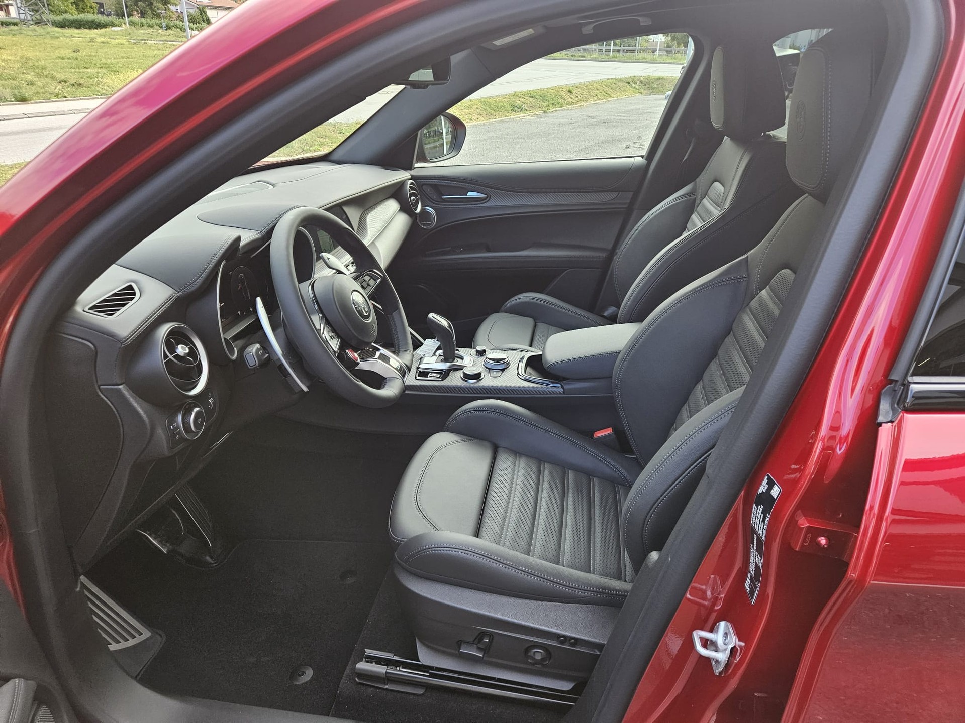 ALFA ROMEO Stelvio 2.9 V6 Quadrifoglio Sky-image-12
