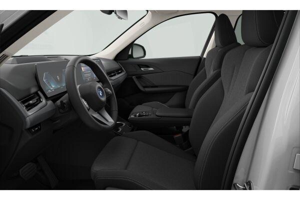 BMW X1 30e xDrive U11 (CH) AHK ** HYBRIDE RECHARGEABLE **-image-2