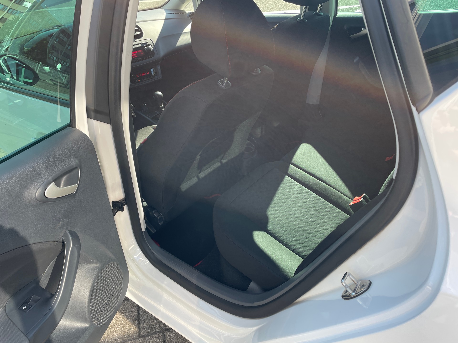 SEAT IBIZA 1.4 TSI FR ANHÄNGEKUPPLUNG 1200 KG-image-8