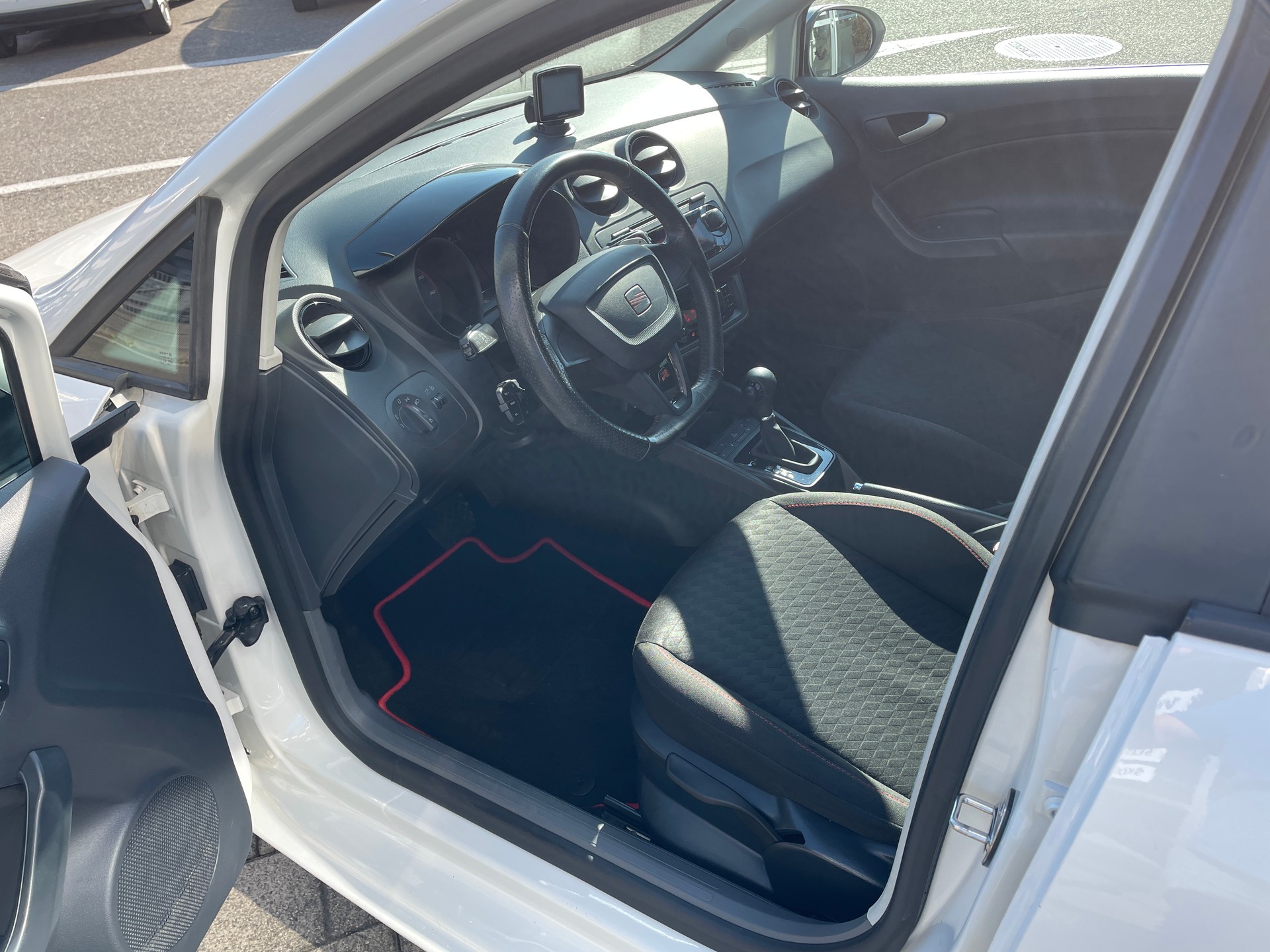 SEAT IBIZA 1.4 TSI FR ANHÄNGEKUPPLUNG 1200 KG-image-9