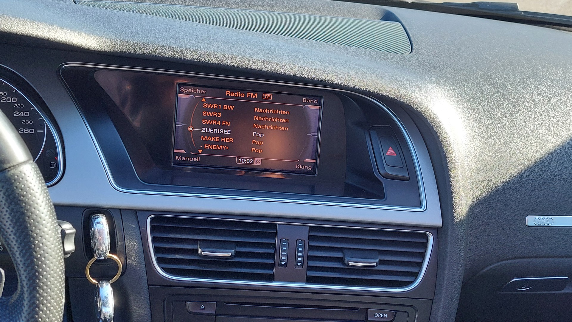 AUDI A5 Cabriolet 2.0 TFSI multitronic-image-13