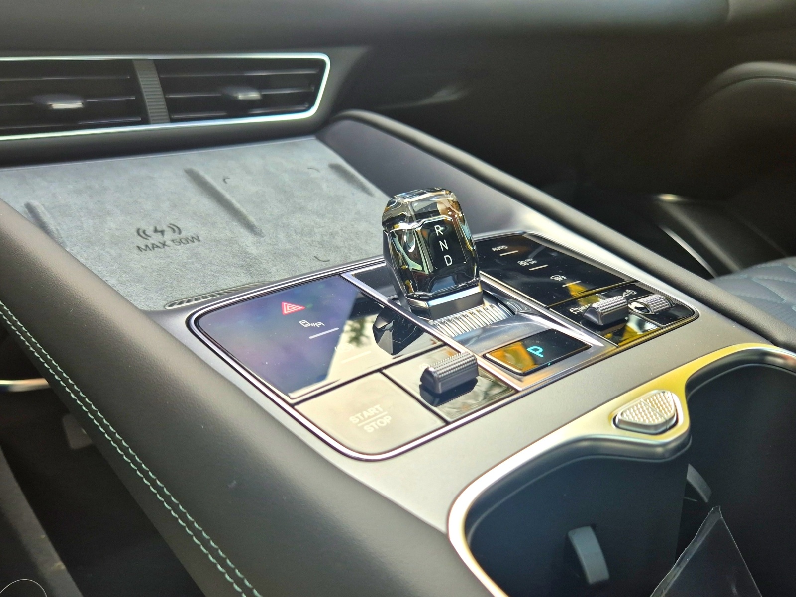 BYD Sealion 7 91,3 kWh Excellence AWD-image-25