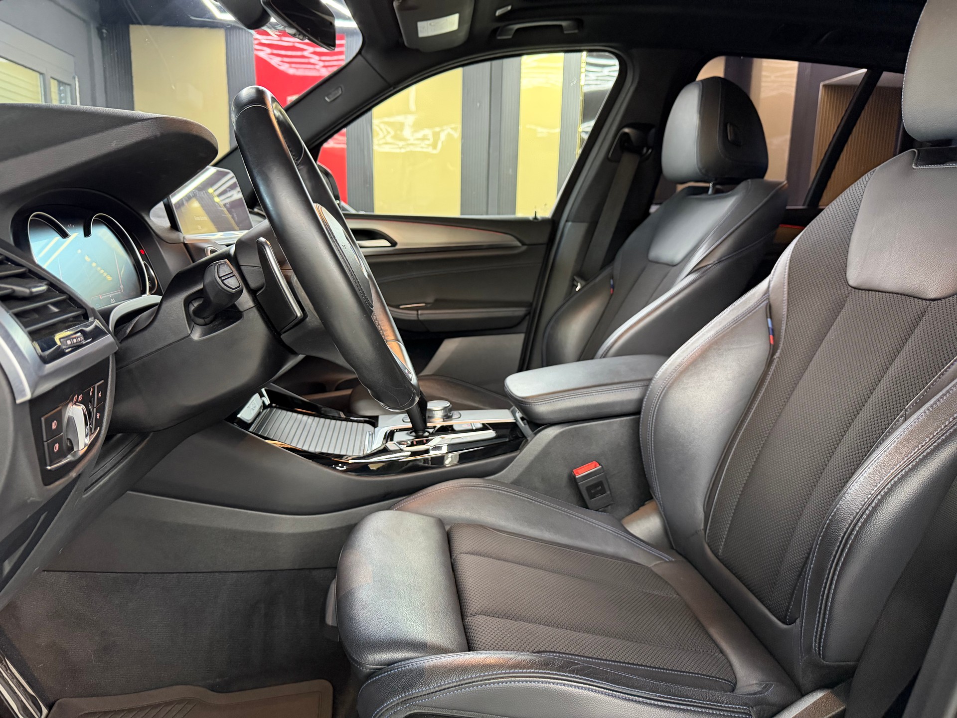 BMW X3 xDrive 20i M Sport Steptronic-image-8