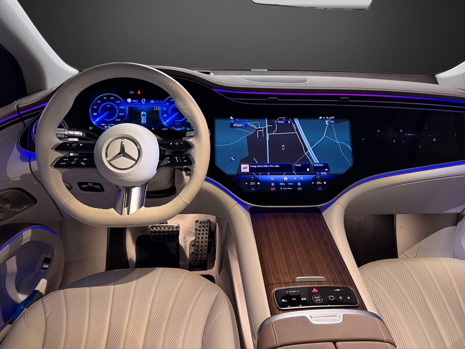 MERCEDES-BENZ EQS SUV 580 4Matic-image-9
