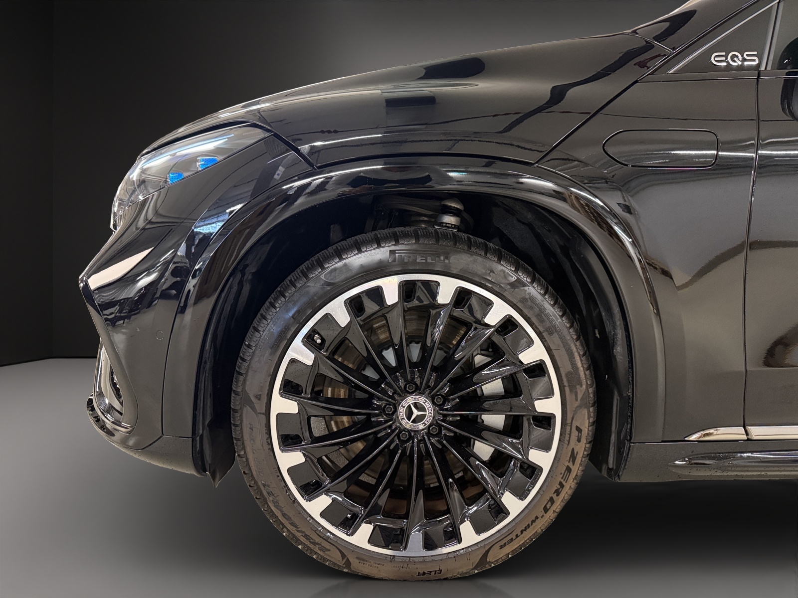 MERCEDES-BENZ EQS SUV 580 4Matic-image-8