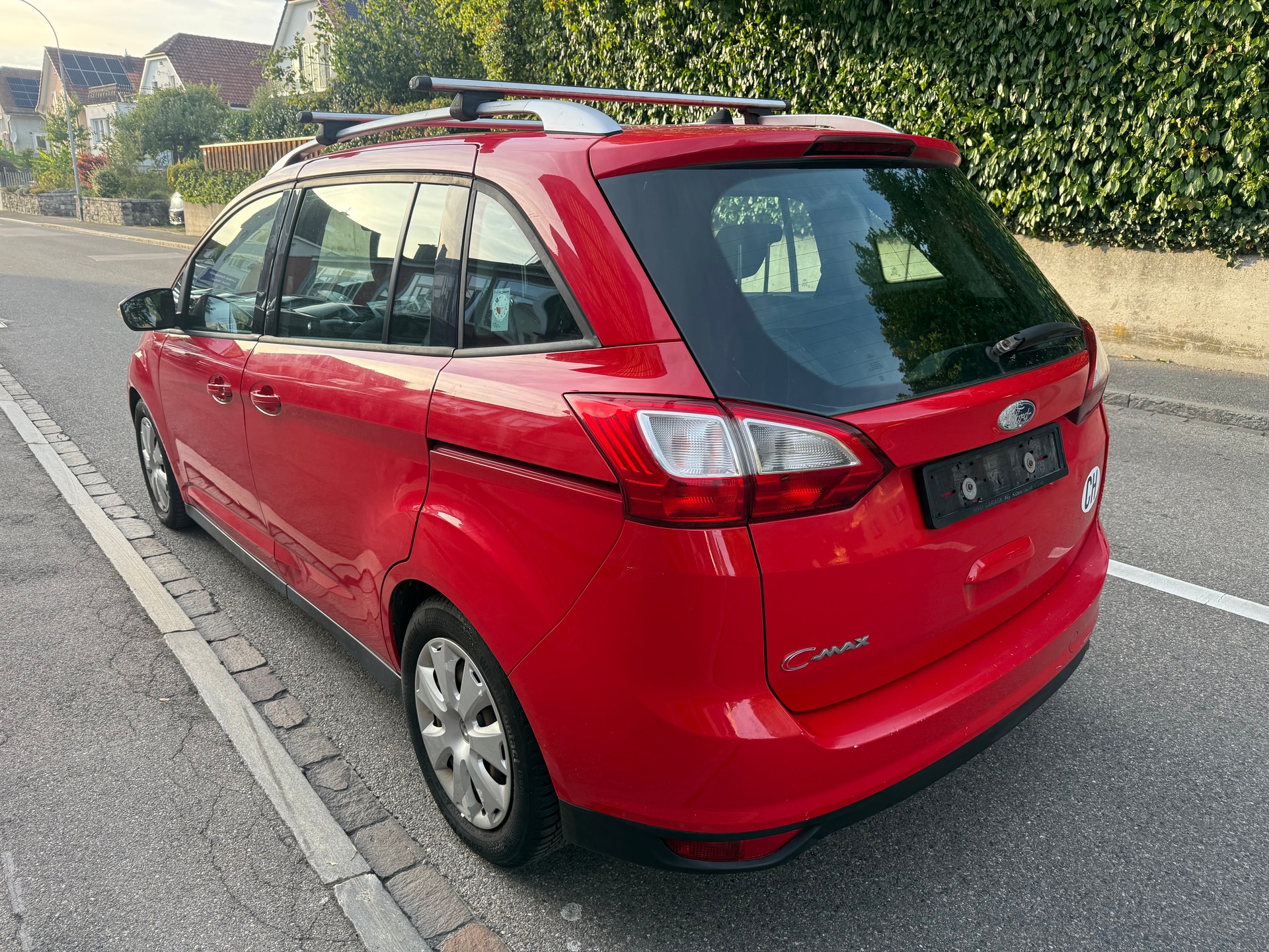 FORD Grand C-Max 1.6 TDCi Ambiente-image-3