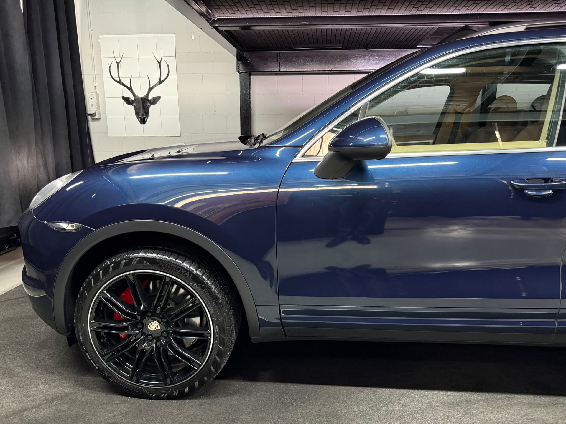 PORSCHE Cayenne Turbo-image-6