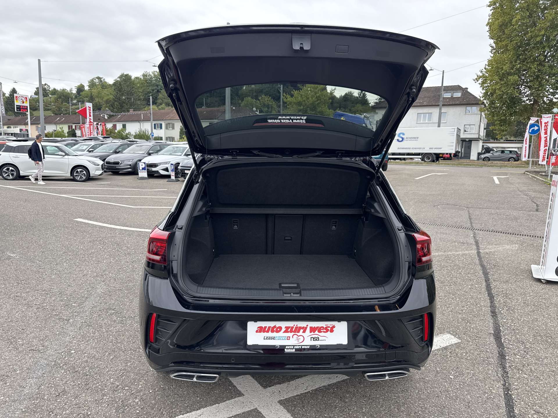 VW T-Roc 1.5 TSi EVO R-Line DSG-Automat-image-7