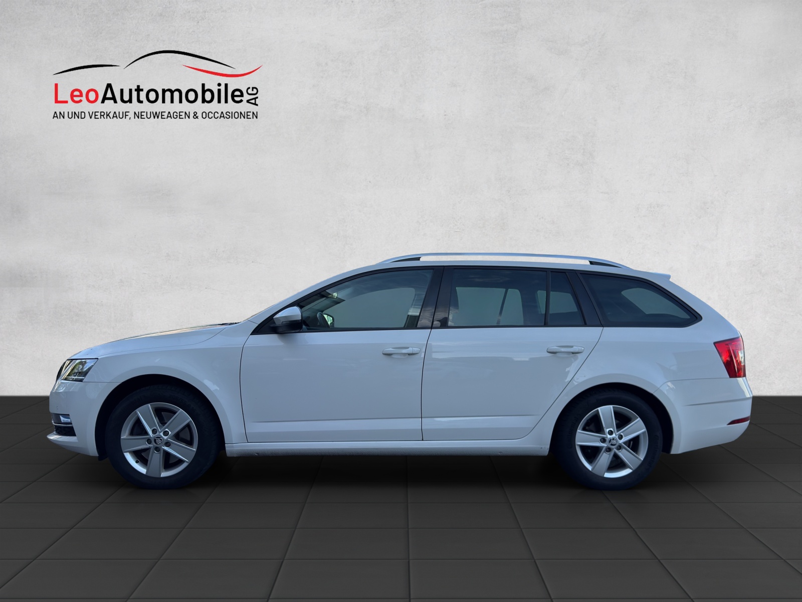 SKODA Octavia Combi 2.0 TDI Ambition 4x4-image-1
