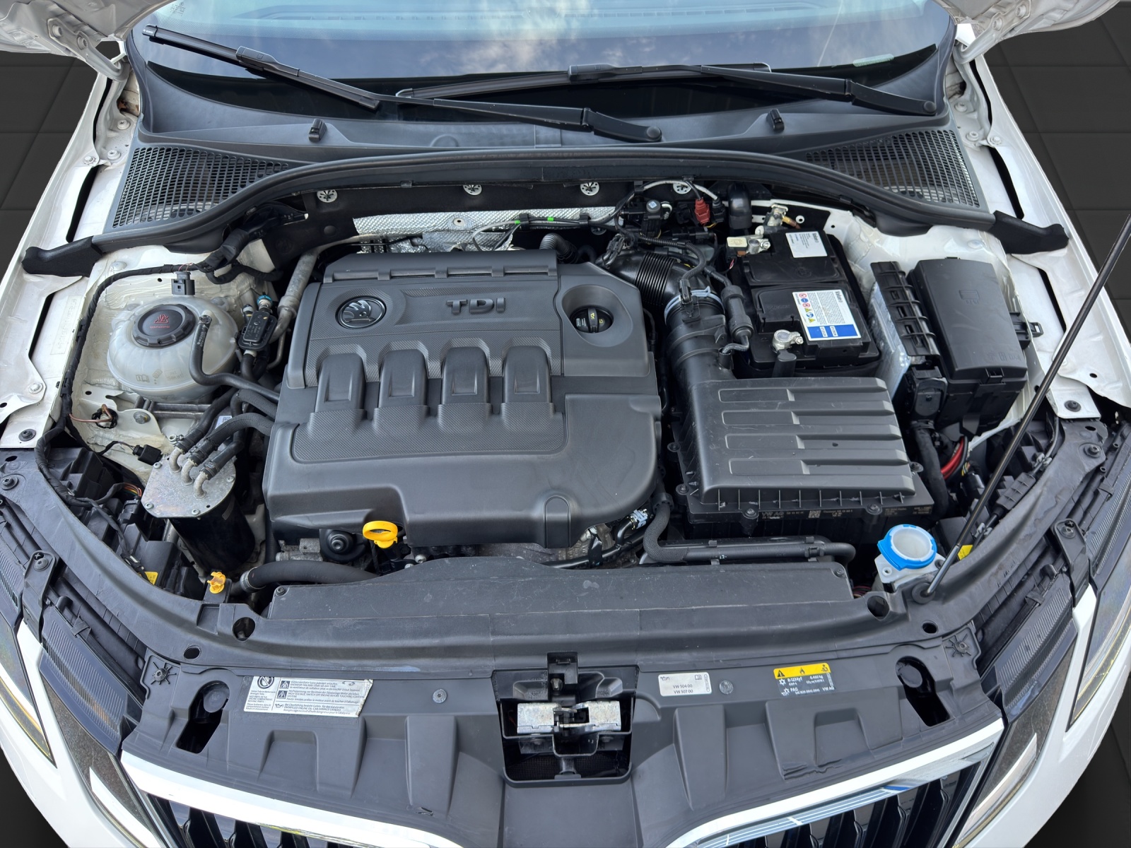 SKODA Octavia Combi 2.0 TDI Ambition 4x4-image-16