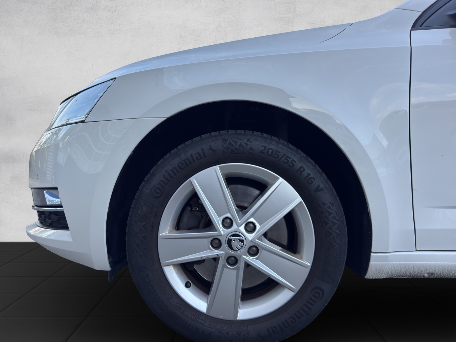 SKODA Octavia Combi 2.0 TDI Ambition 4x4-image-17