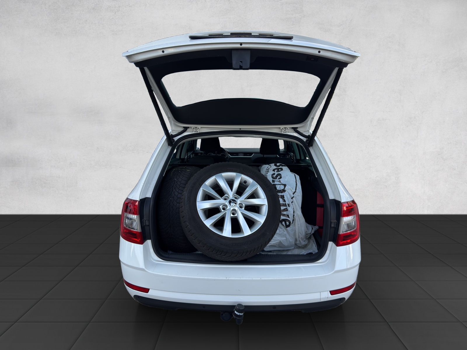 SKODA Octavia Combi 2.0 TDI Ambition 4x4-image-15