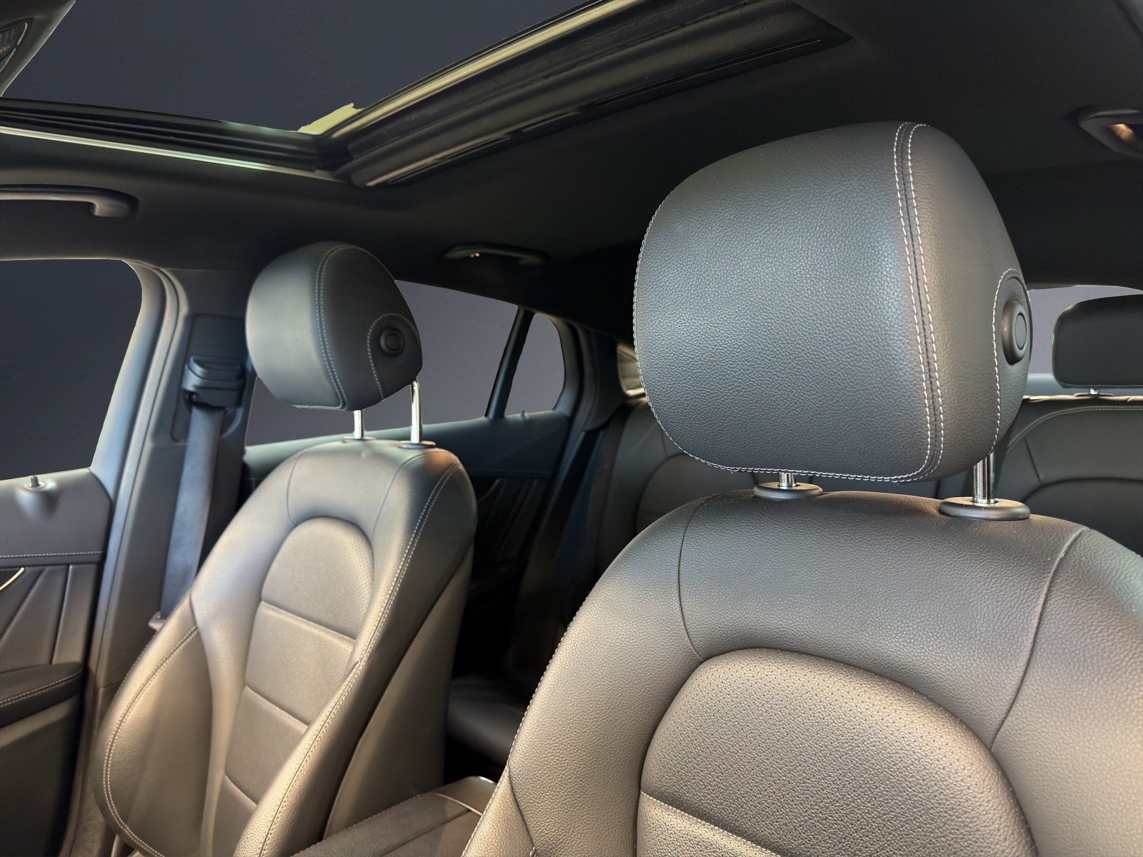 Image MERCEDES-BENZ GLC-250 GLC Coupé 250 AMG 4Mat