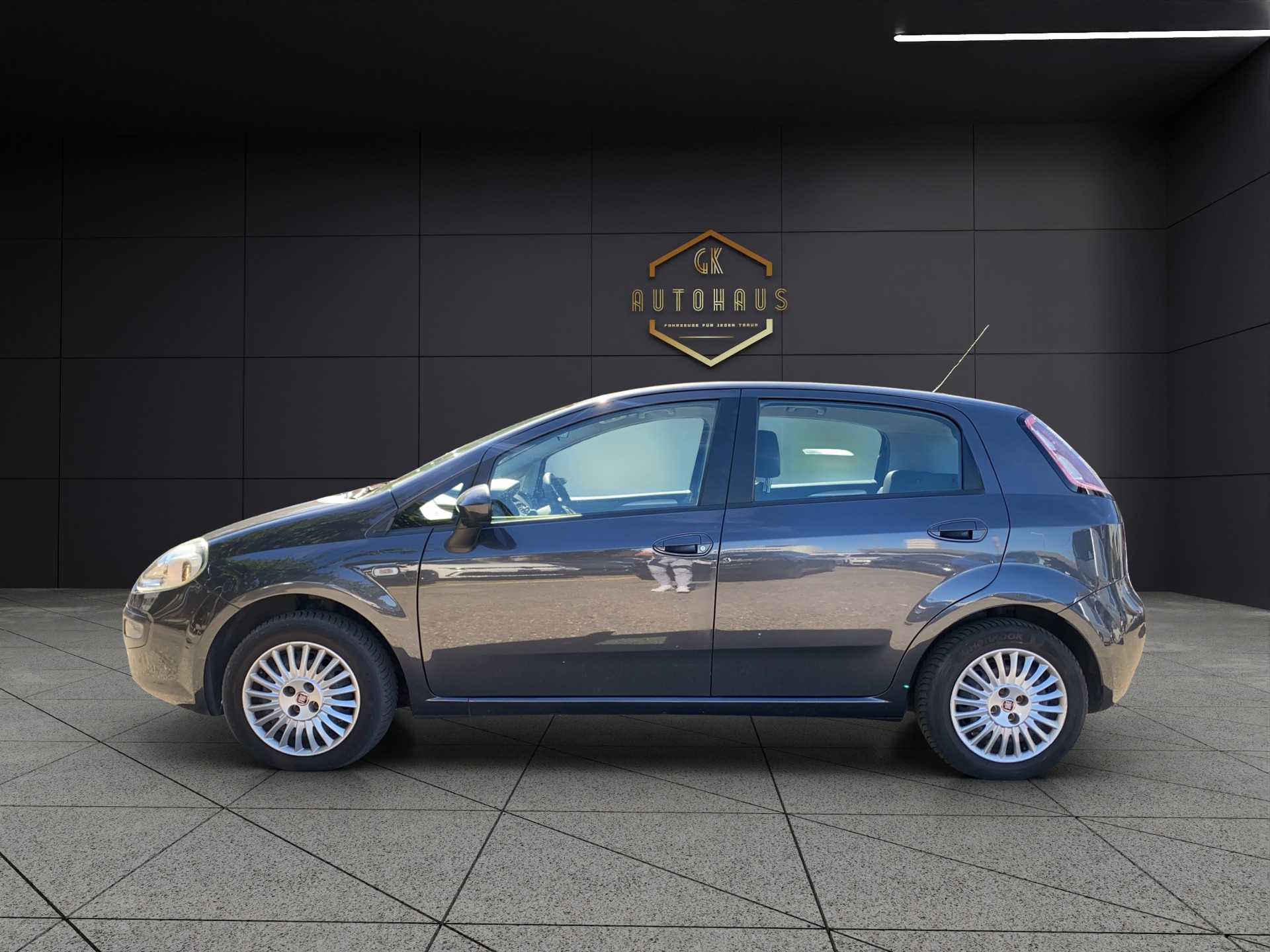 FIAT Punto Evo 1.4 Dynamic Dualogic-image-1
