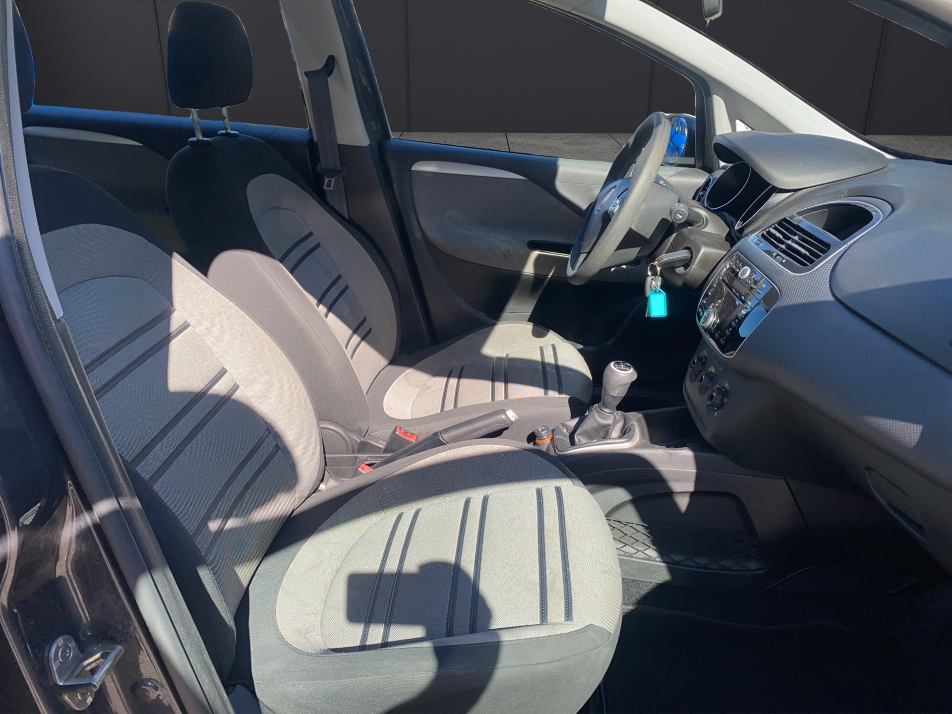 FIAT Punto Evo 1.4 Dynamic Dualogic-image-14