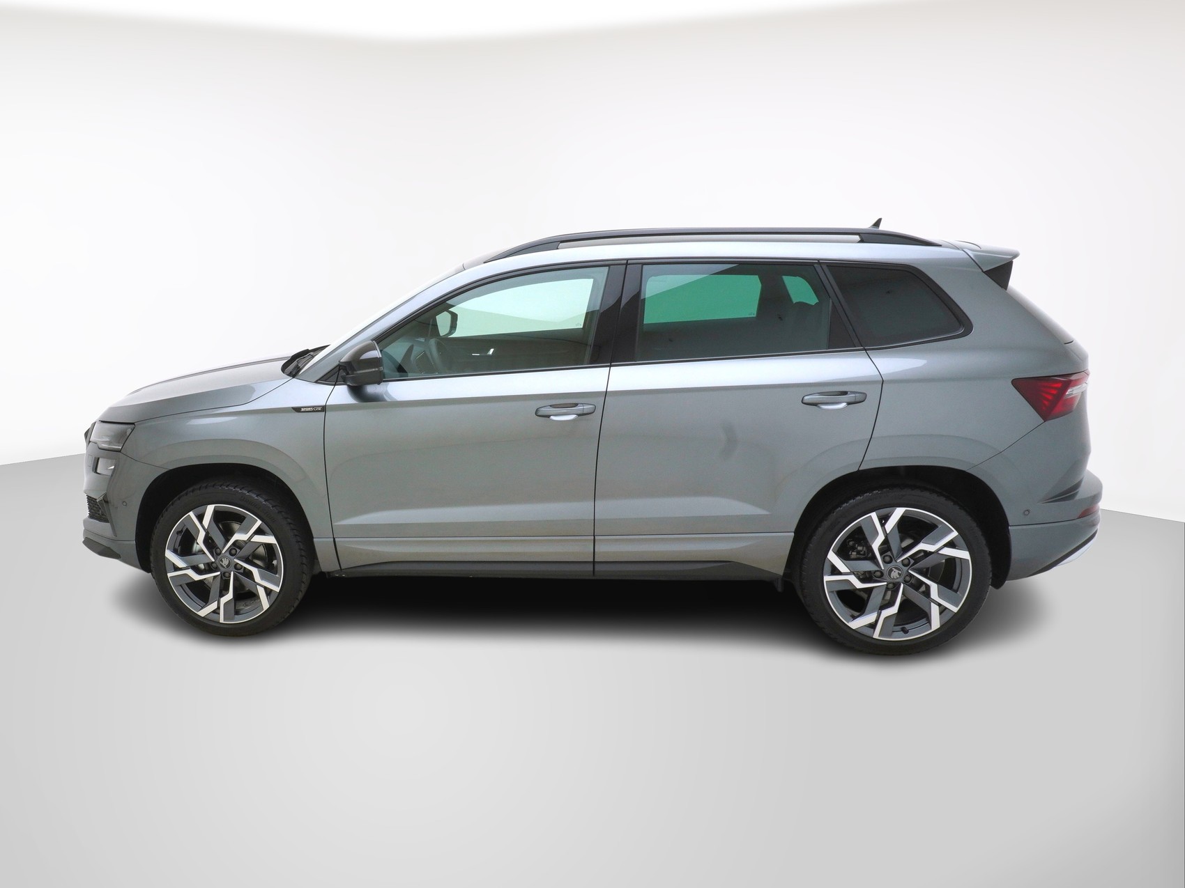 SKODA Karoq 1.5 TSI SportLine DSG-image-1